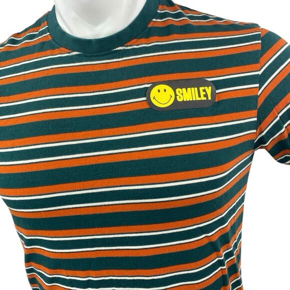 Outfitters Multicolor Striped Smiley Crew Neck Short Sleeve Tee T-Shirt Top Sz M - Picture 3 of 5